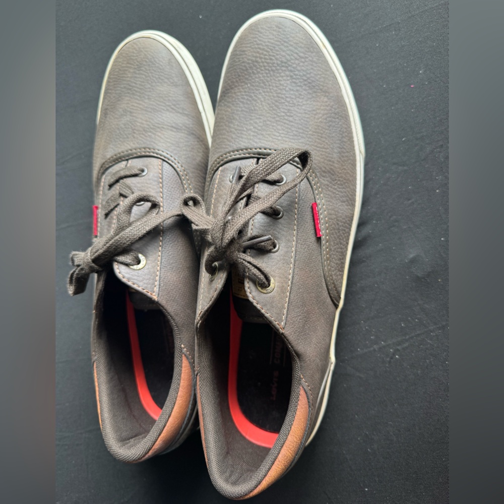 Levi's Men's Dark Brown Sneakers